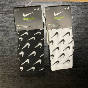 2 for a 18 fashionable socks